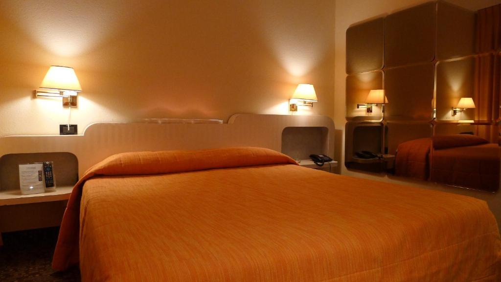 Hotel Motel K Casei Gerola Værelse billede