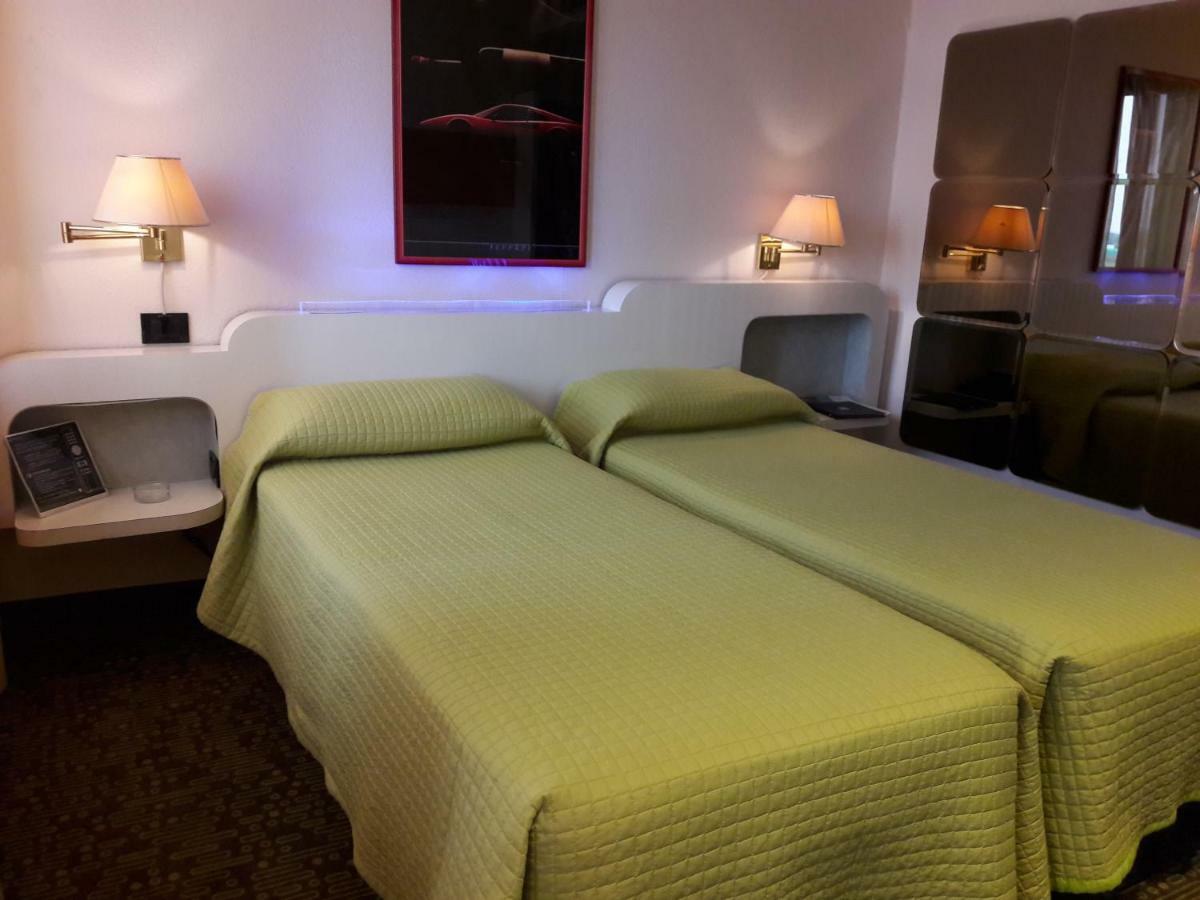 Hotel Motel K Casei Gerola Eksteriør billede